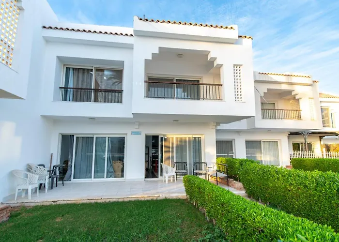 Khaligeya Village Villa